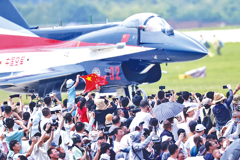 插屄在线长春航空展迎来首个公众日